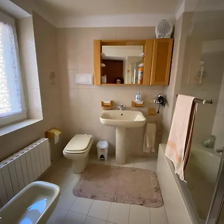 Ca Lina Spacious With Parking Space Lecco